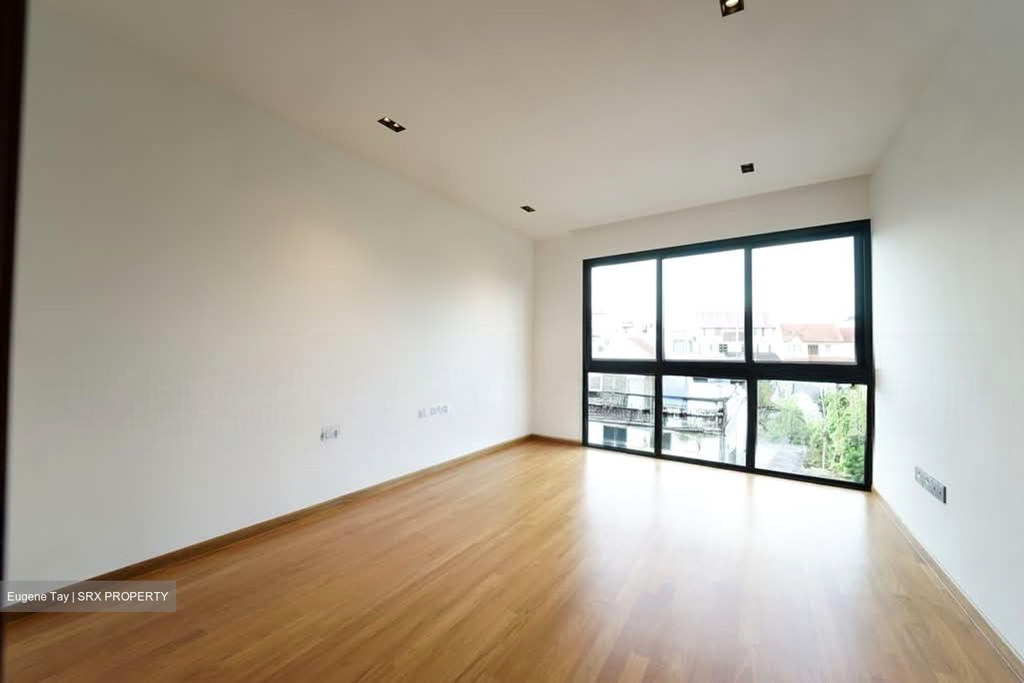 Sembawang Straits Estate (D27), Terrace #585699981
